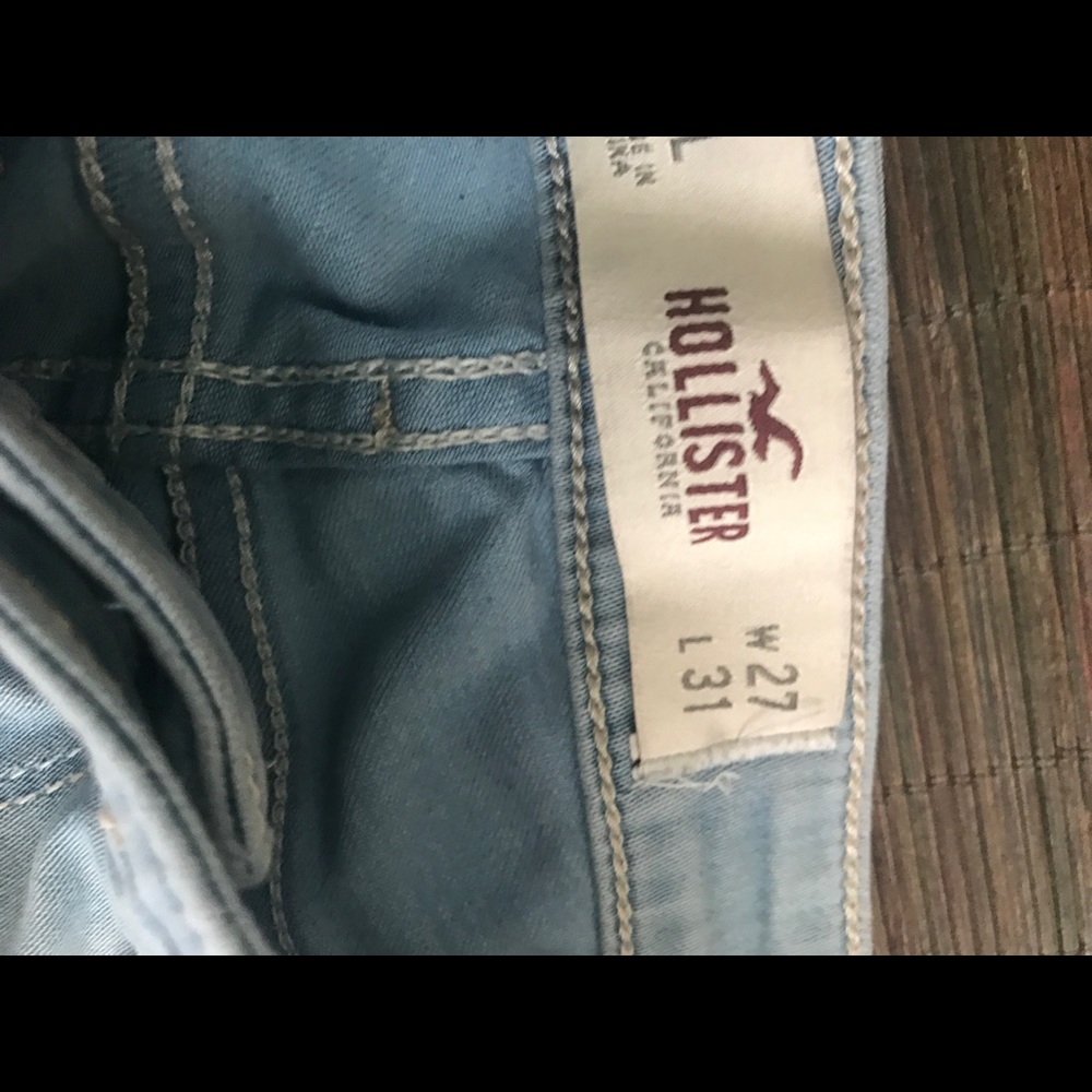 Hollister Jeans SOLD - Picture 2 of 3